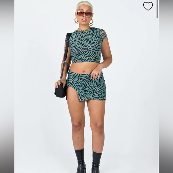 Princess Polly Bold Moves Set - Picture 2 of 5